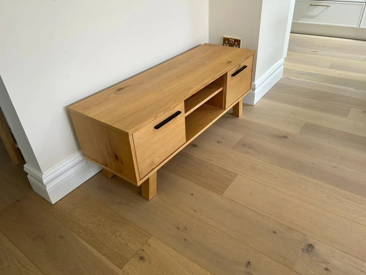 Oak Media Unit - Image 3