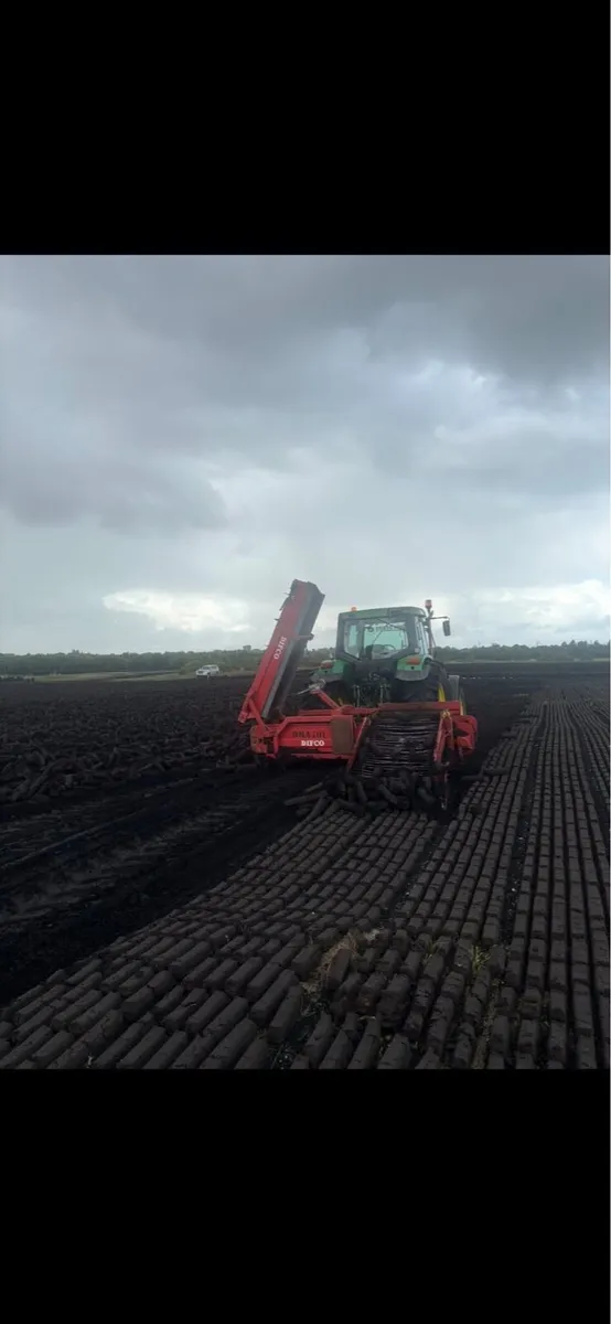 Difco turf turner/harvester - Image 3