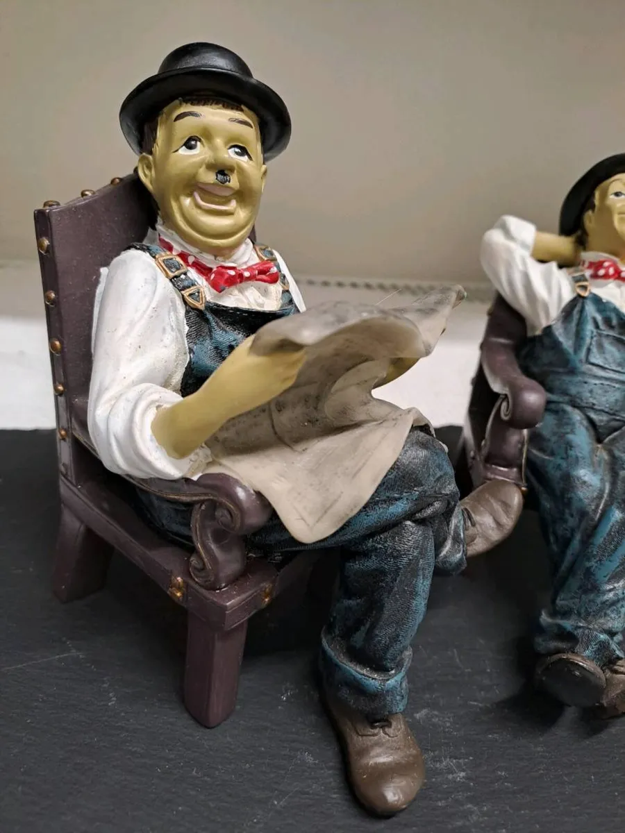 Laurel and Hardy Style Comedy Figures Pair - Image 2