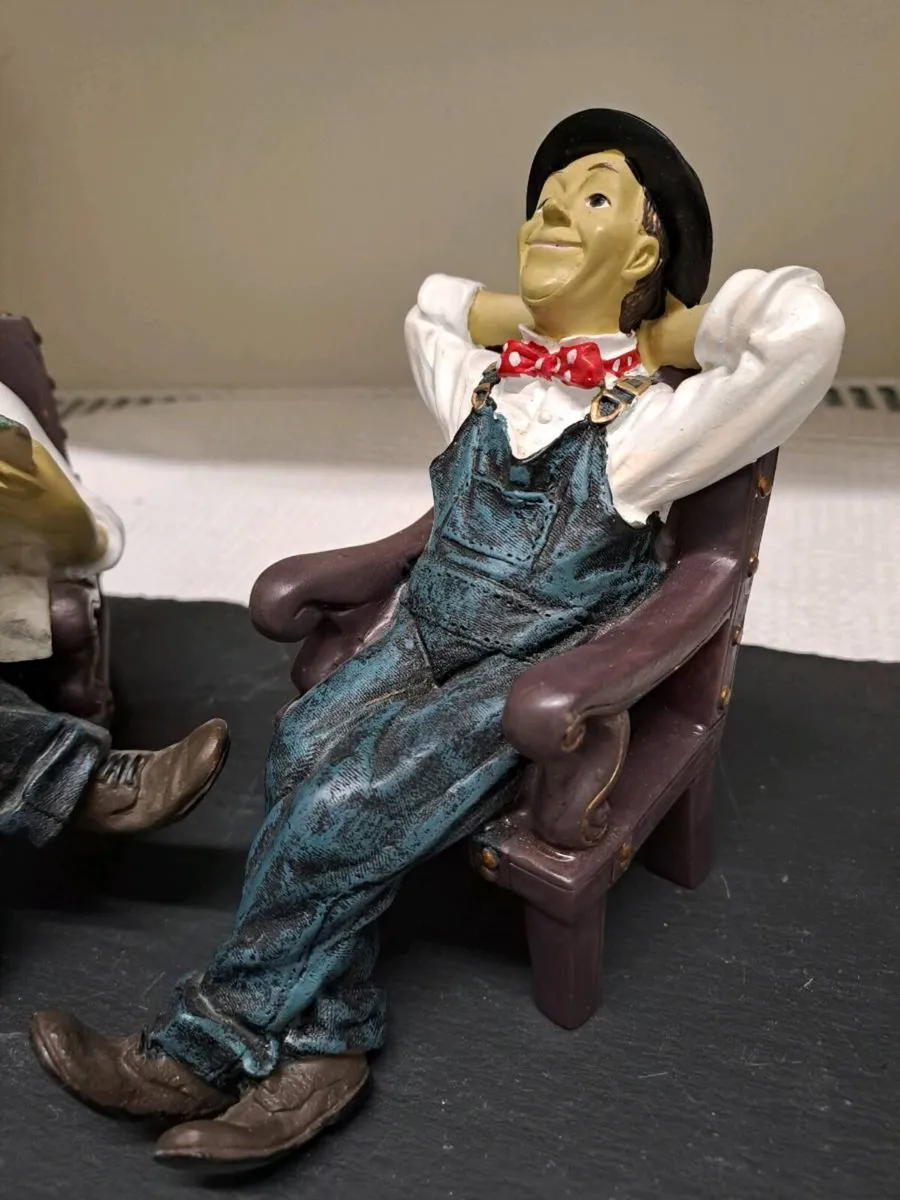 Laurel and Hardy Style Comedy Figures Pair - Image 3