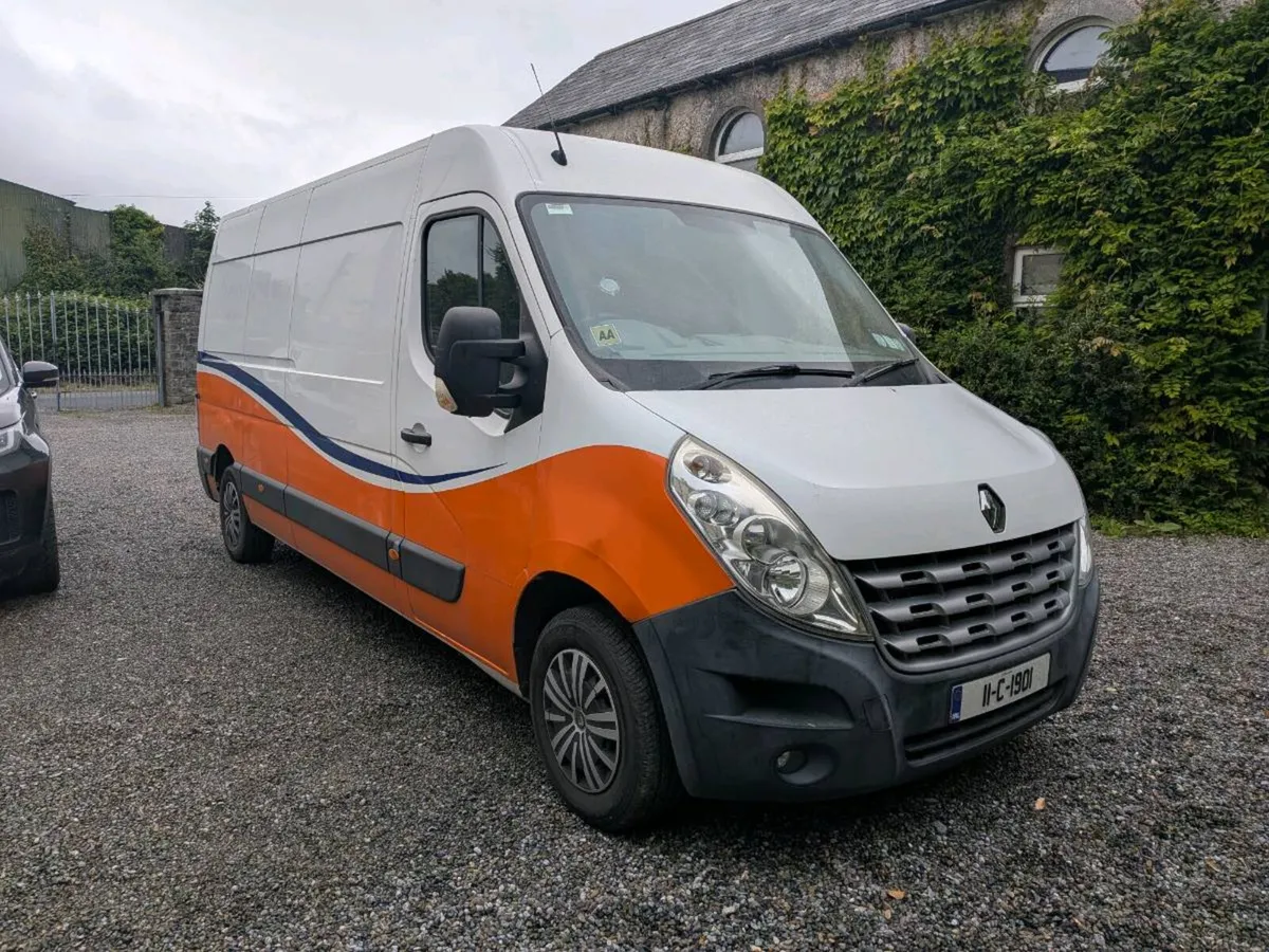 Renault master van - Image 1