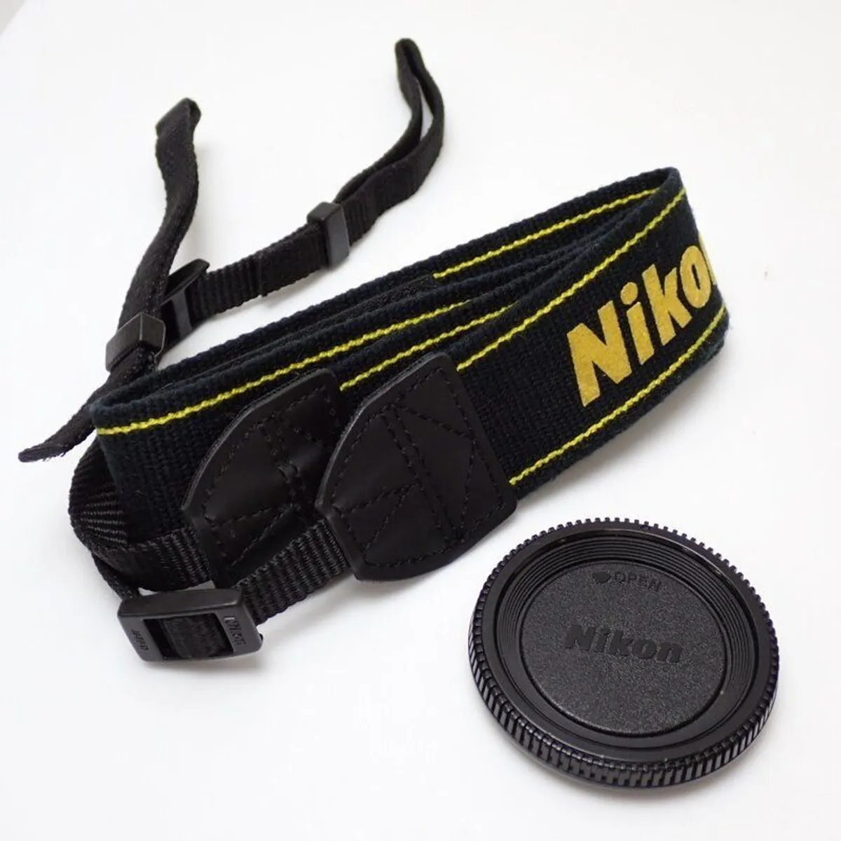 Nikon FM3A Film Camera Body + Nikkor 28mm f/2.8 AI Lens Bundle - Image 4