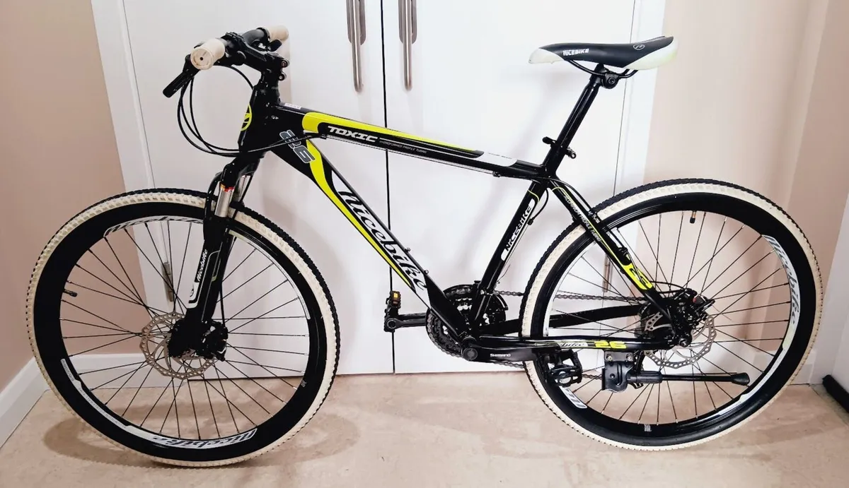 Toxic disc mountain bike like new - Image 4