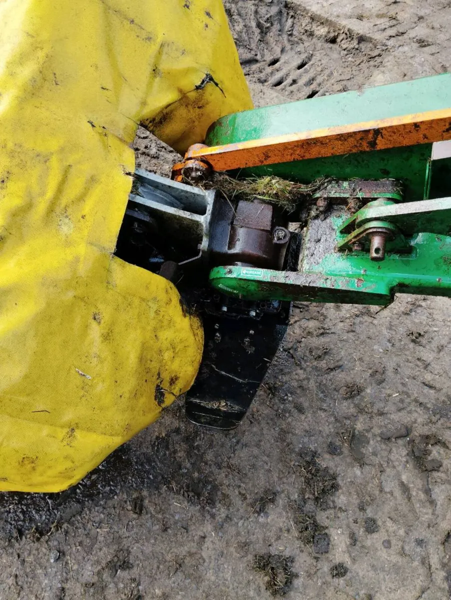 Malone 9' disc mower - Image 3