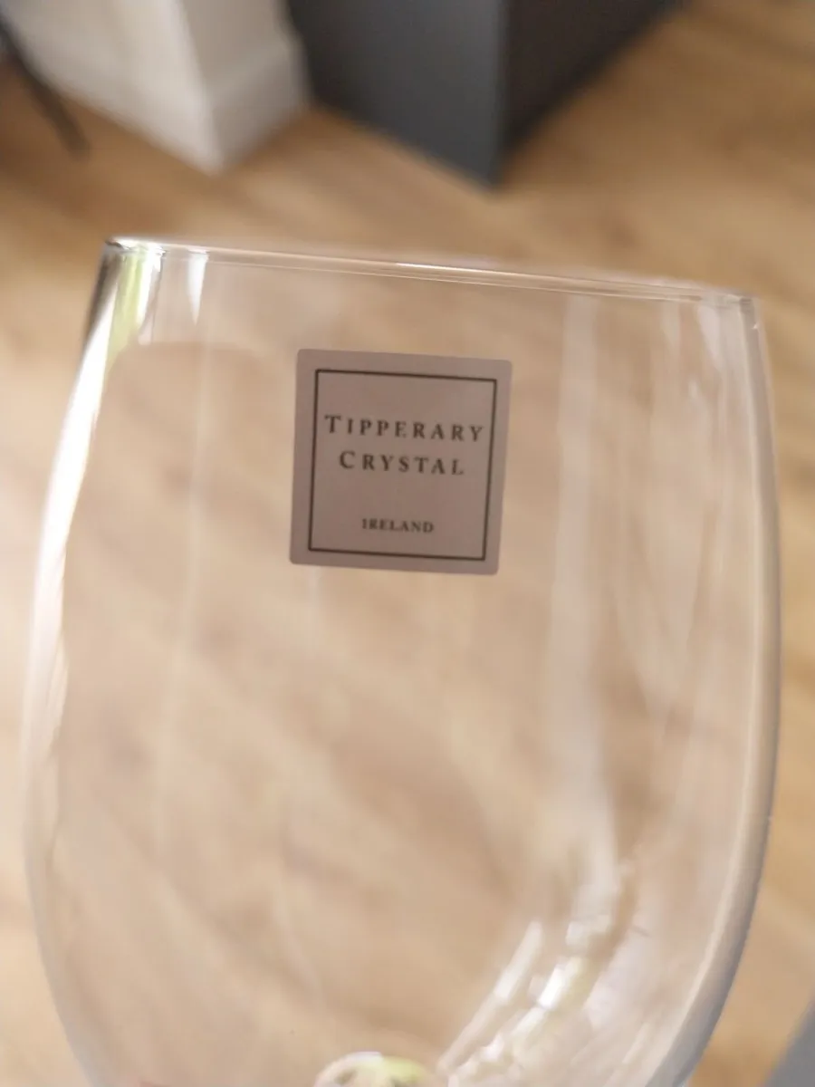 Tipperary Crystal Wine glasses x 6 - Image 3