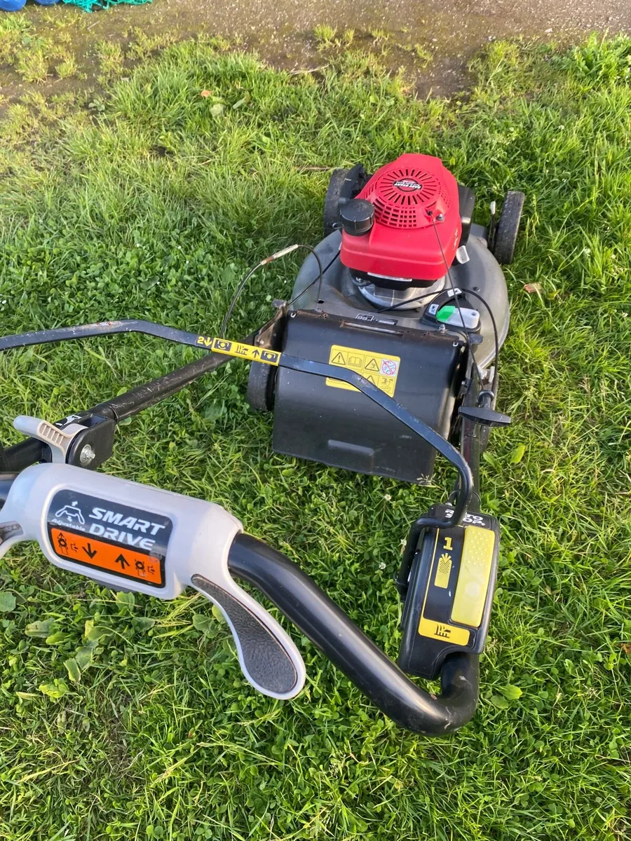 Honda self propelled Lawnmower - Image 2