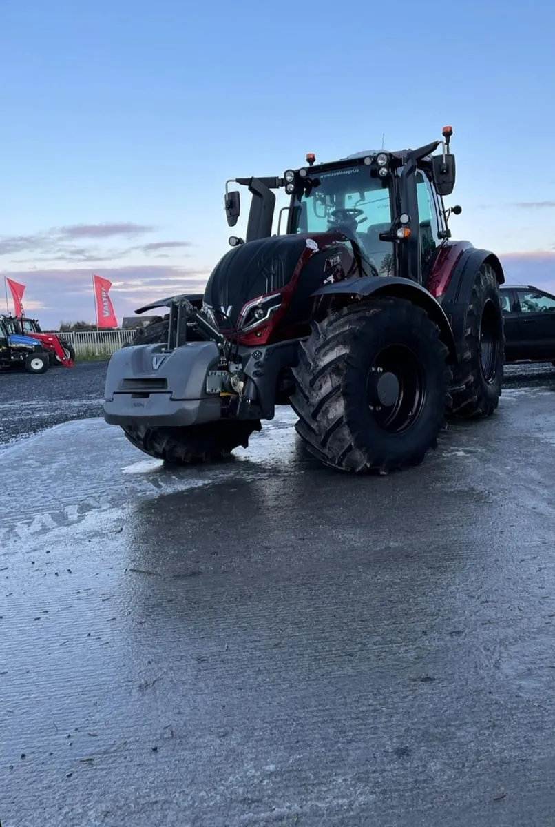 Wanted tractor with driver - Image 1