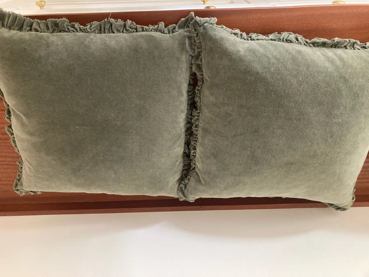 Cushions - Image 3