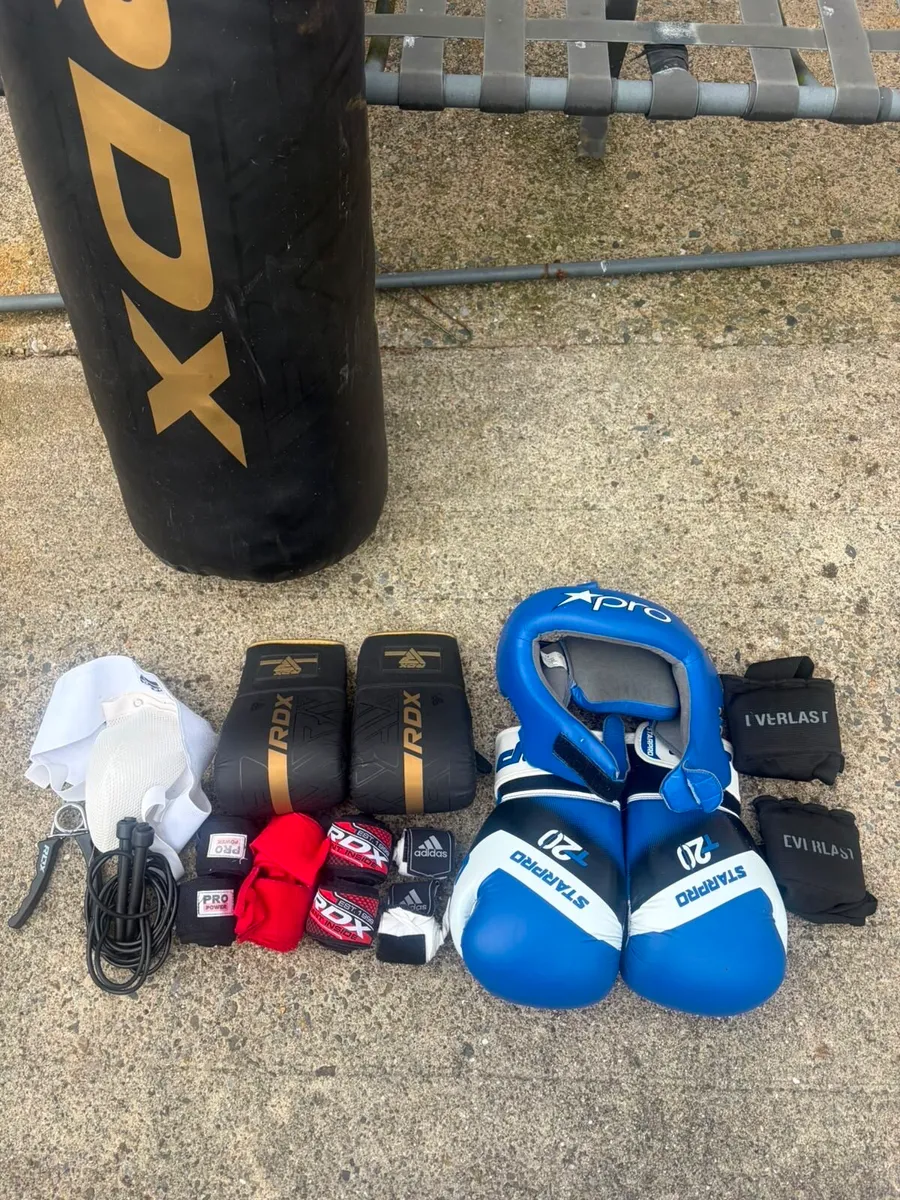 Boxing Gear and Bag - Image 2