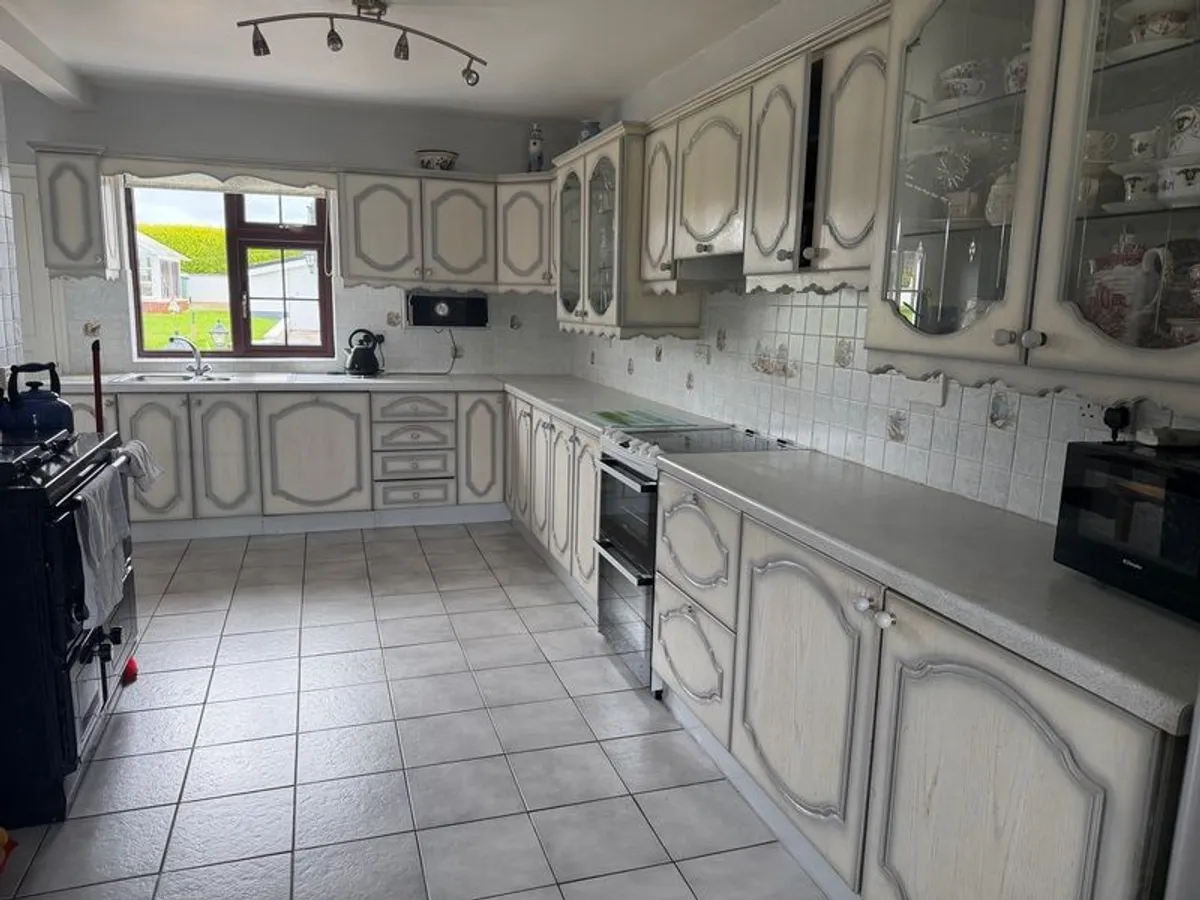 Kitchen for sale - Image 2