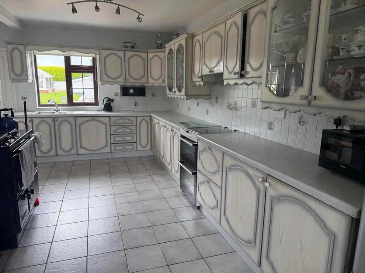 Kitchen for sale - Image 3