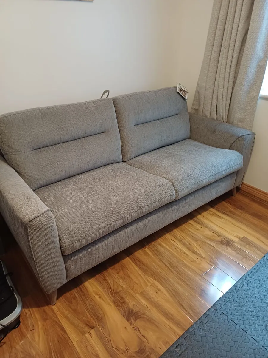 Couch/Bed settee - Image 1