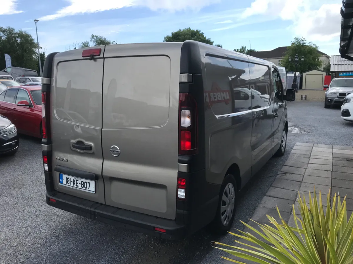 Nissan NV300 2018 - Image 3
