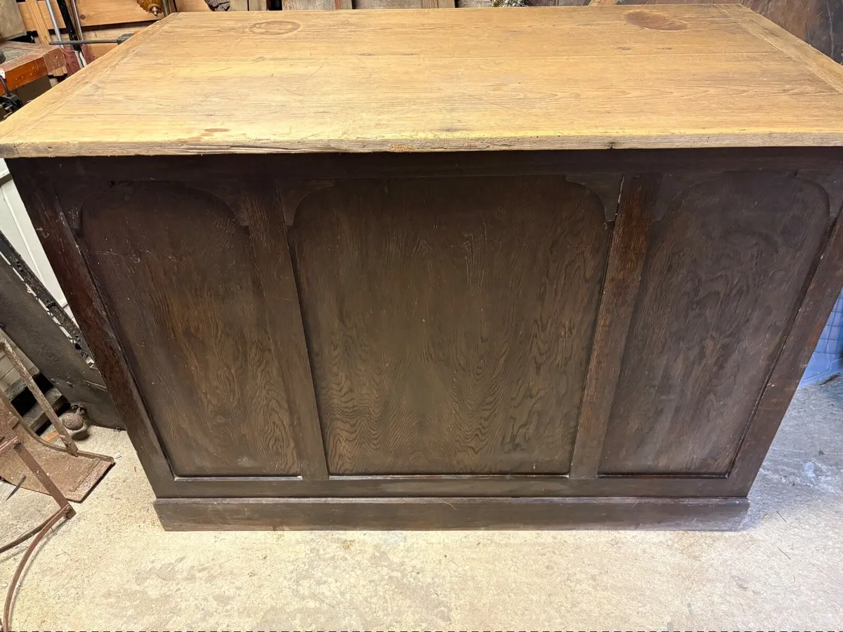 Antique shop counter or bar - Image 3