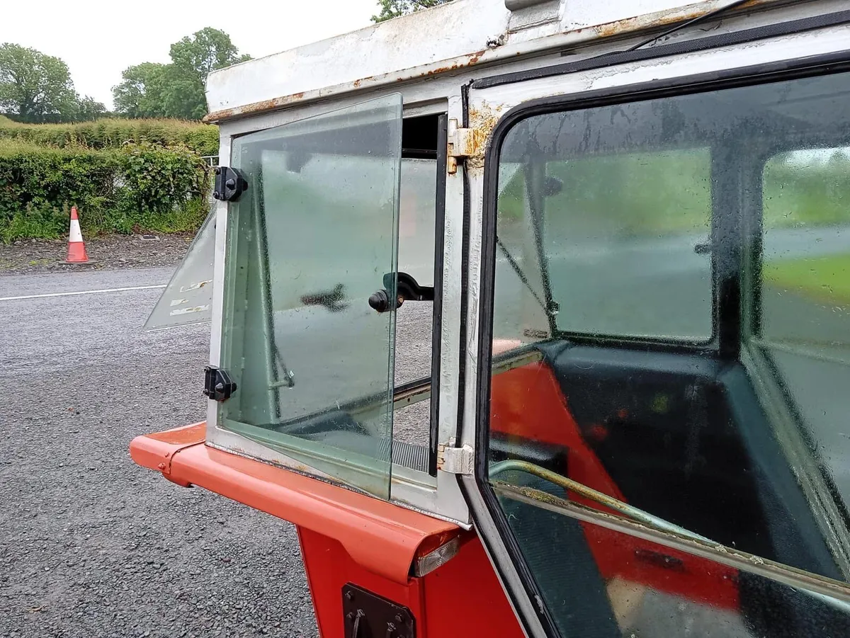 Massey Ferguson Cab - Image 2
