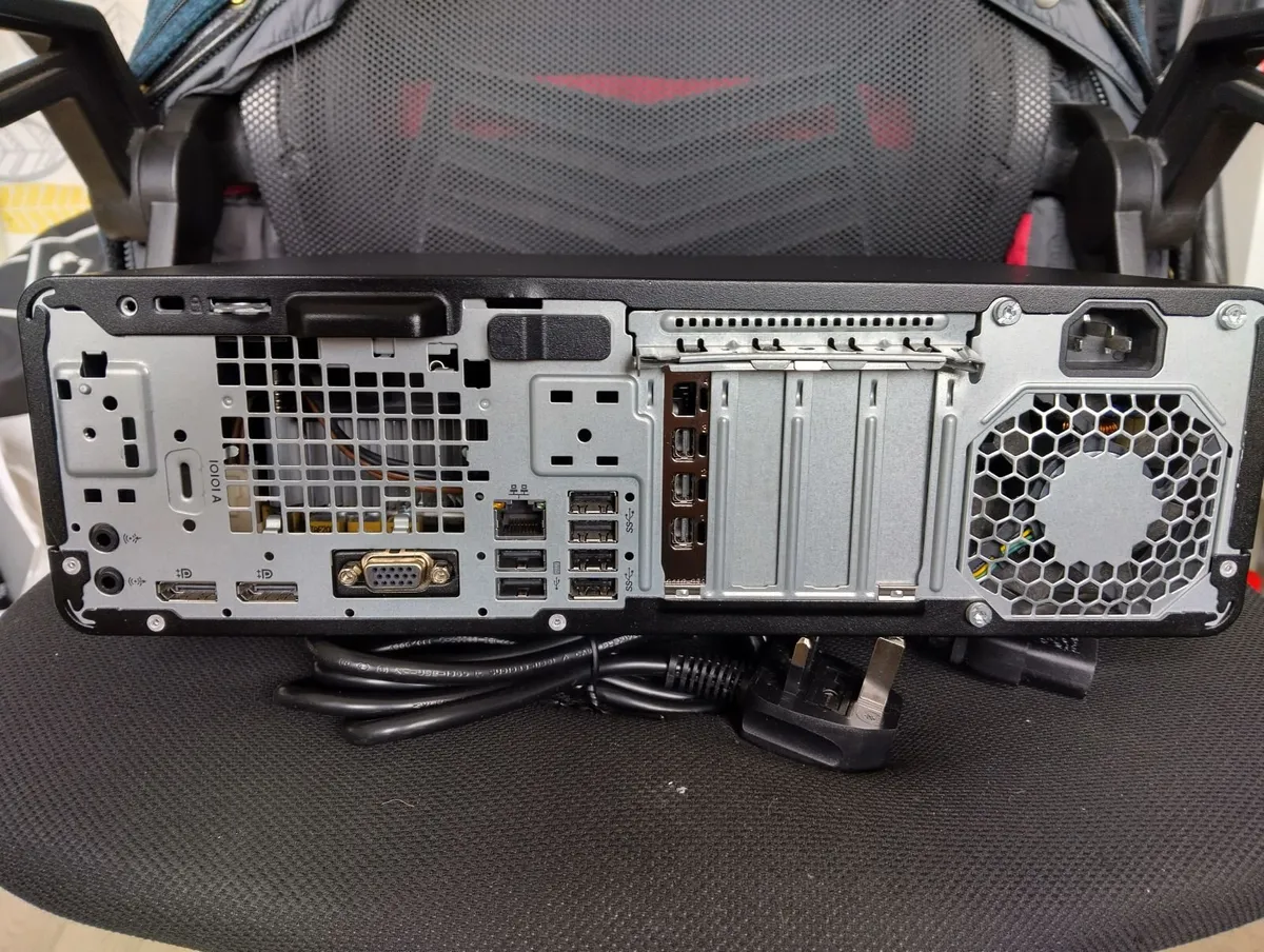 HP EliteDesk 800 G4 SFF (i5 8th Gen) and power cab - Image 2