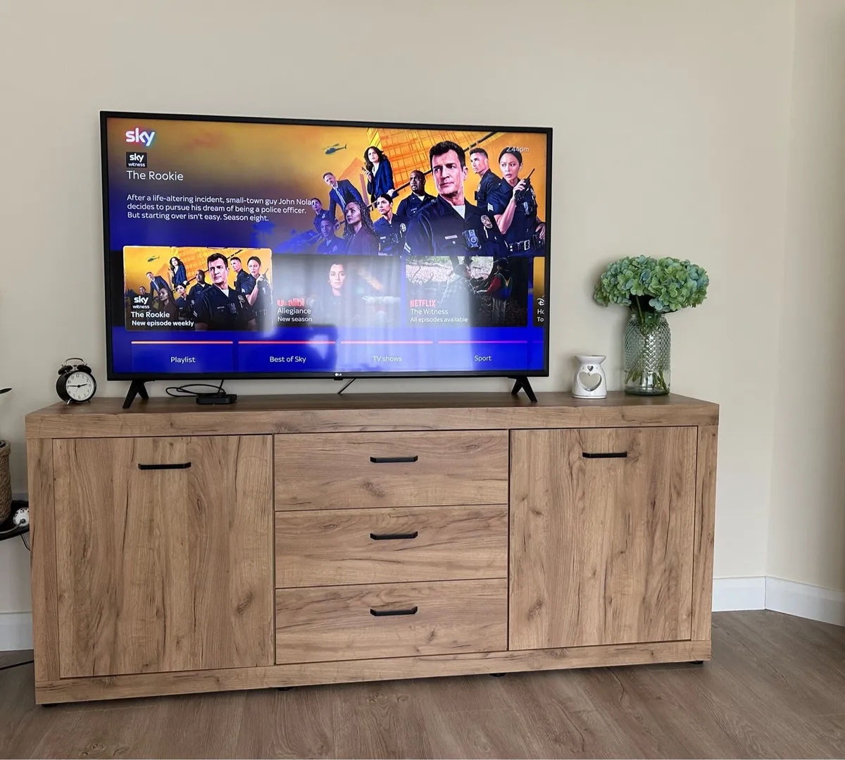 60” LG Smart Tv, Sideboard. - Image 1