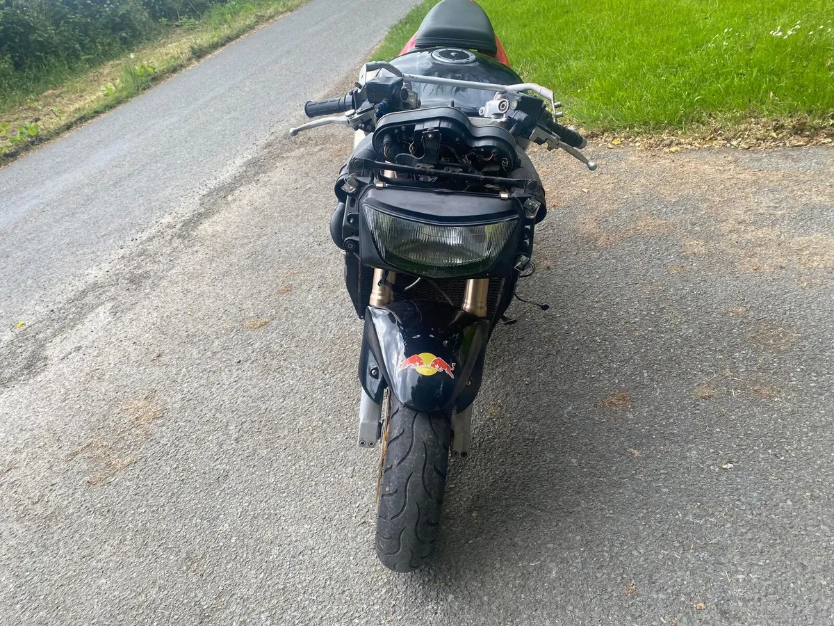 Kawasaki ZX9R - Image 3