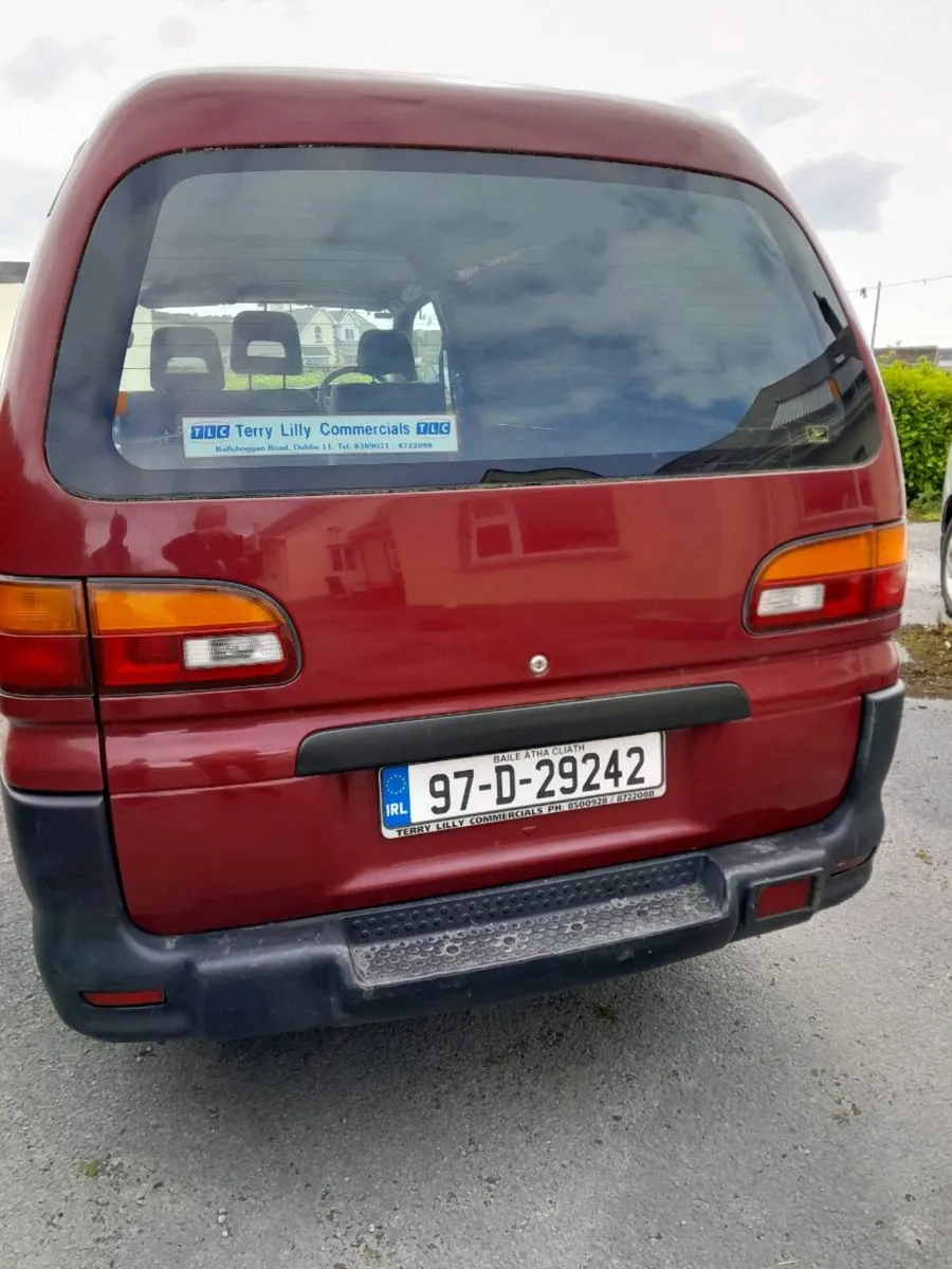 Van - Image 4
