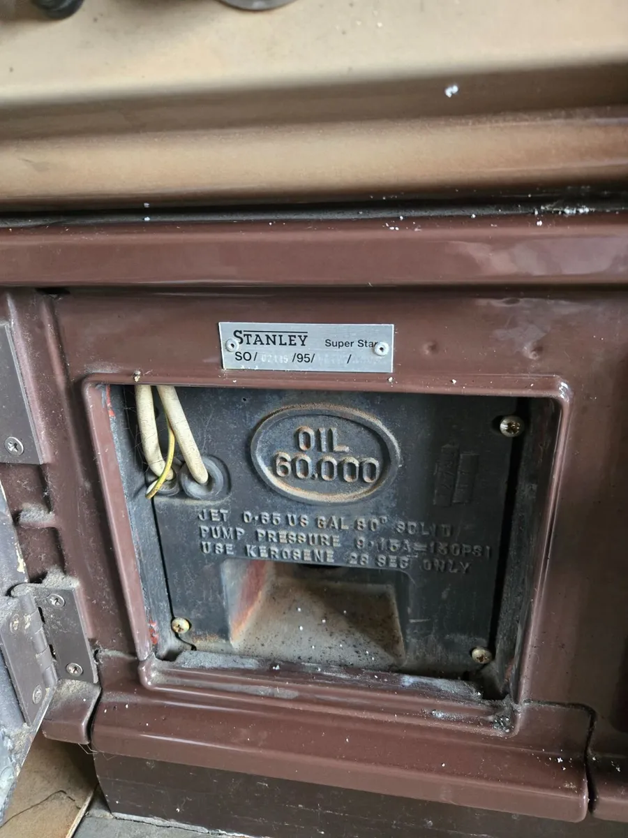 Stanley Super Star Kerosene Range Cooker & Boiler - Image 3