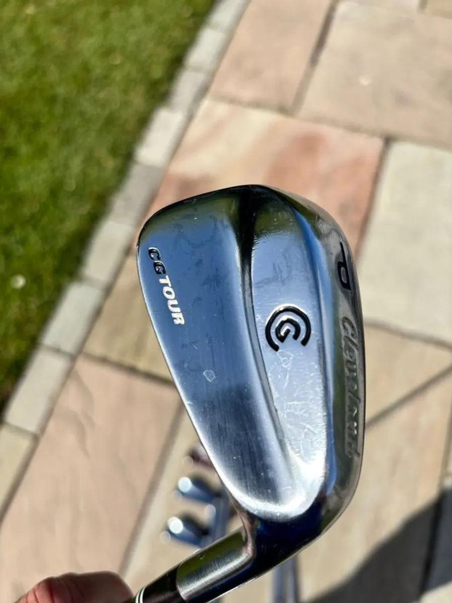 Cleveland CG Tour Irons - Image 2