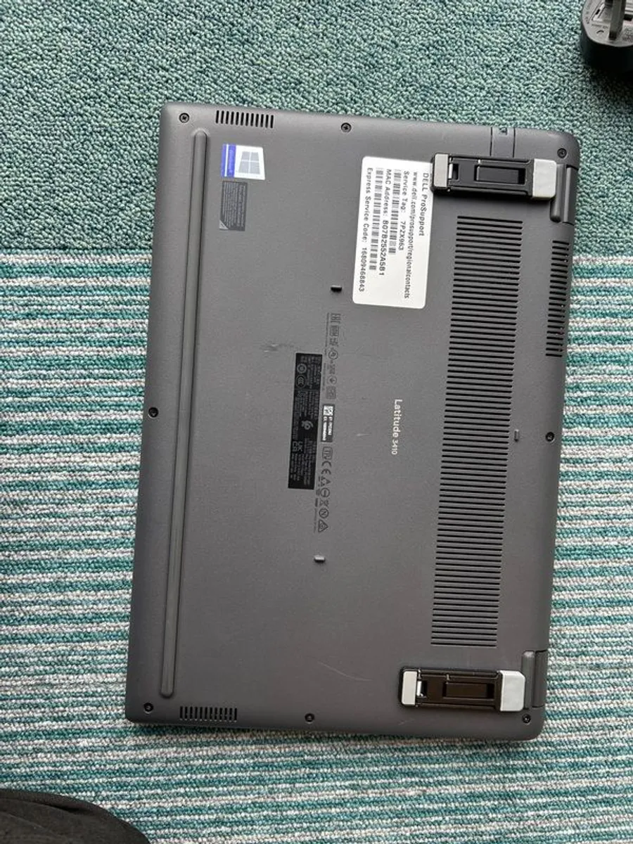 Dell Latitude3410 - Image 3