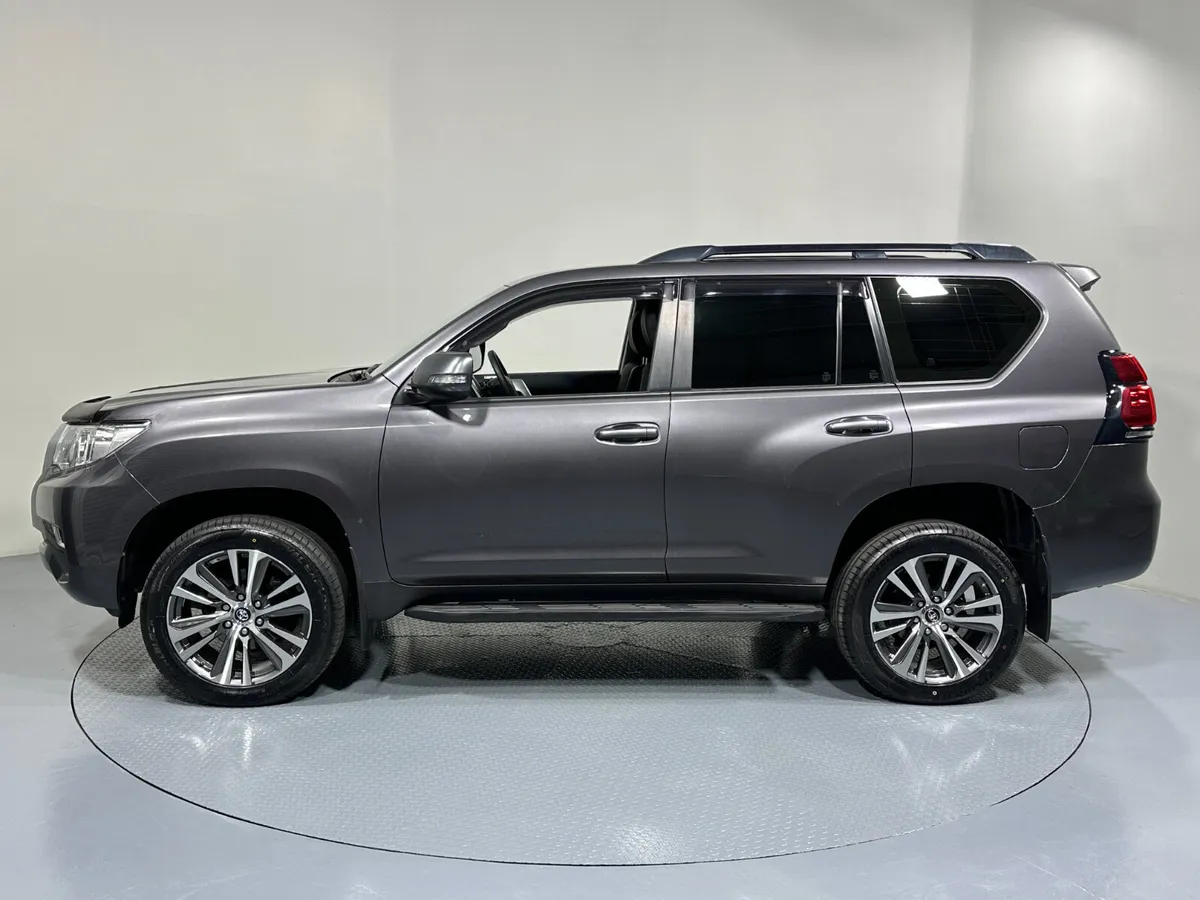 Toyota Landcruiser 2.8 D4D LWB Comm 231 - Image 4