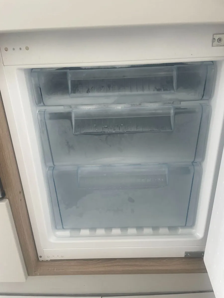 Bosch Fridge Freezer - Image 4
