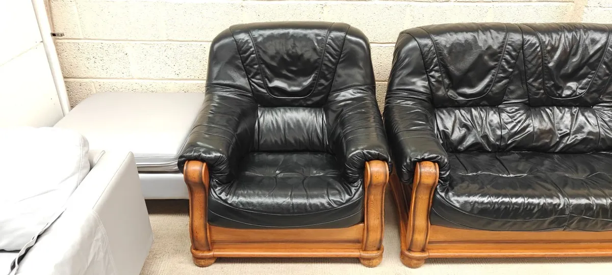 Black Leather Suite 3+1+1 - Image 2