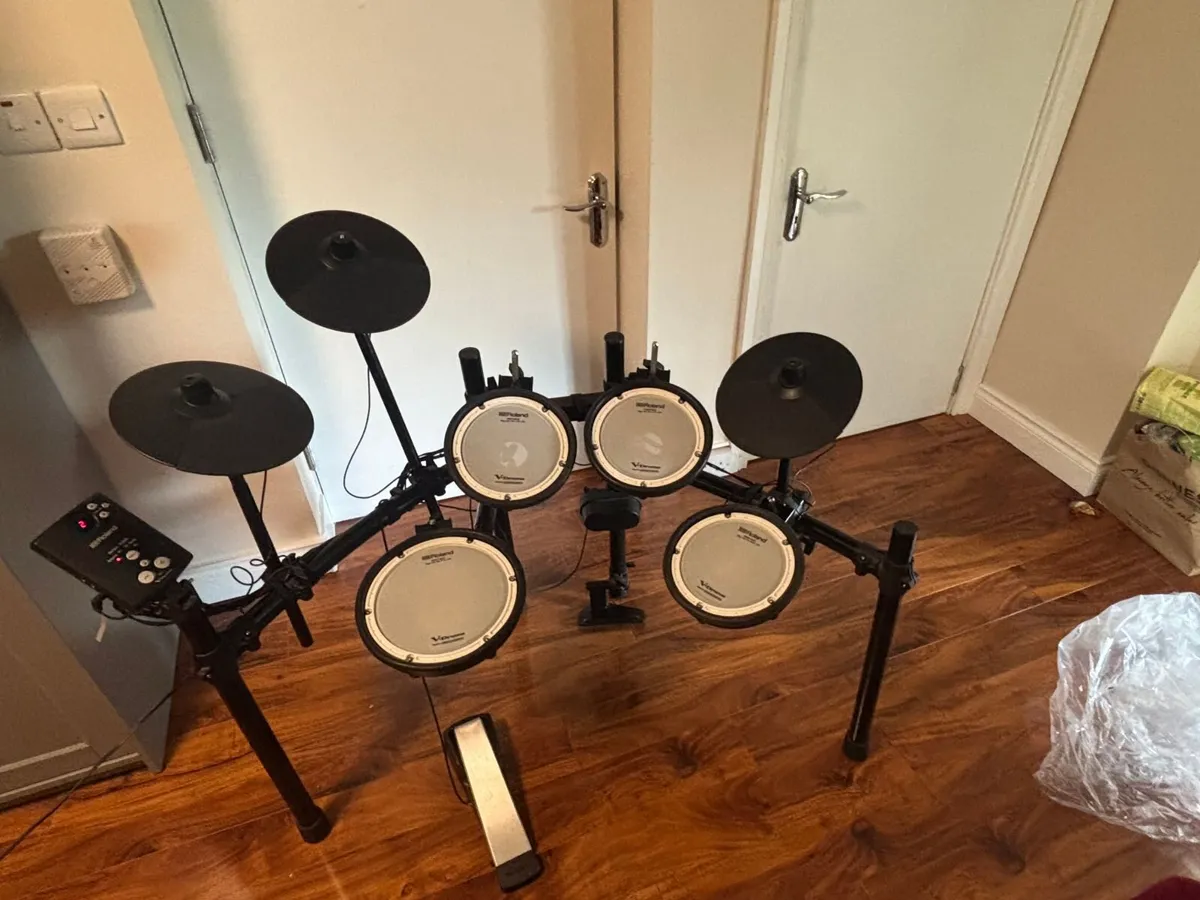 Roland TD V-Drum - Image 1