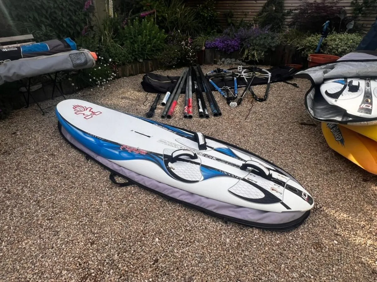 Windsurfers and sails - Image 4