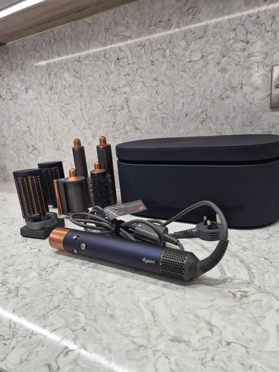 Dyson Air Wrap - Image 4
