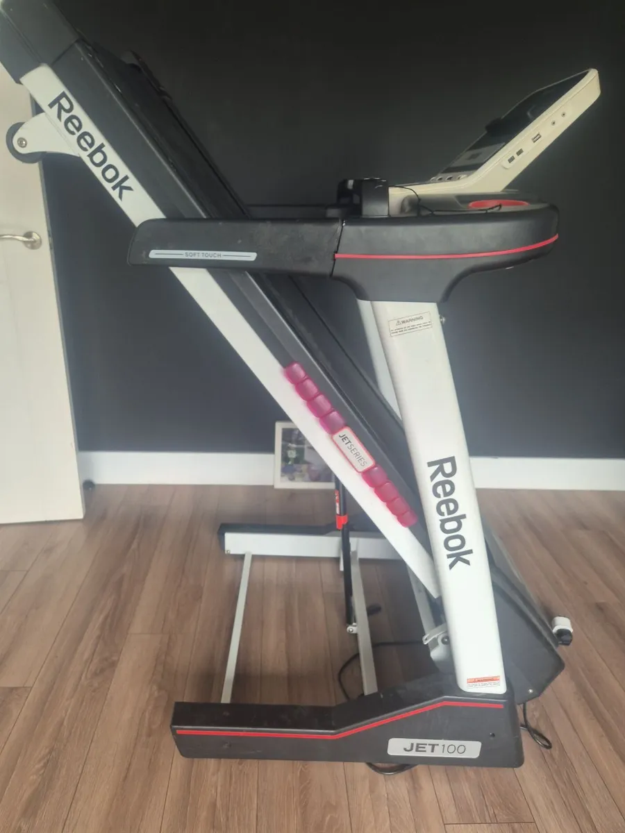 Treadmill - Image 1