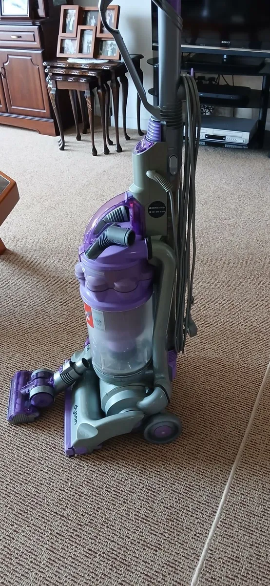 Dyson upright Vaccum cleaner and Animal attachment - Image 3
