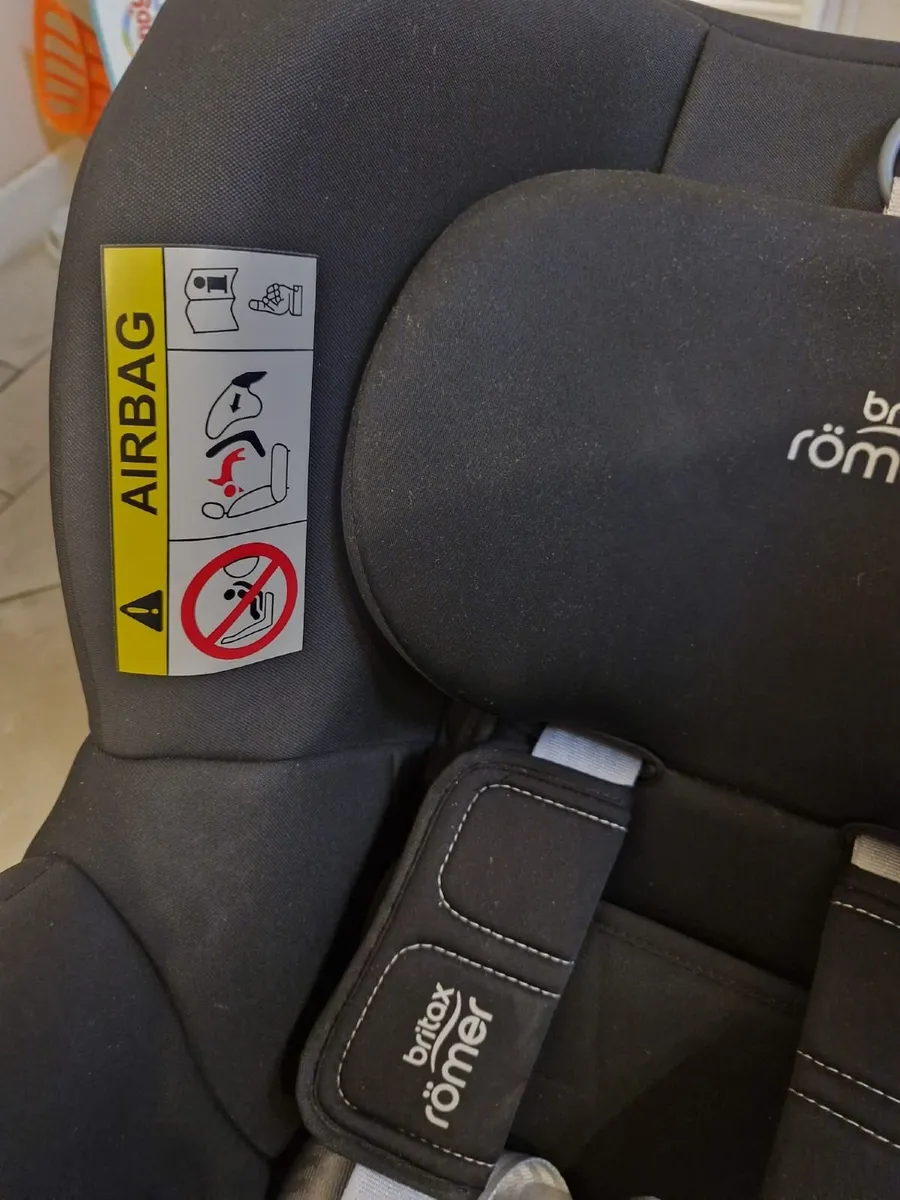 Britax Romer Children Car Seat - Image 3