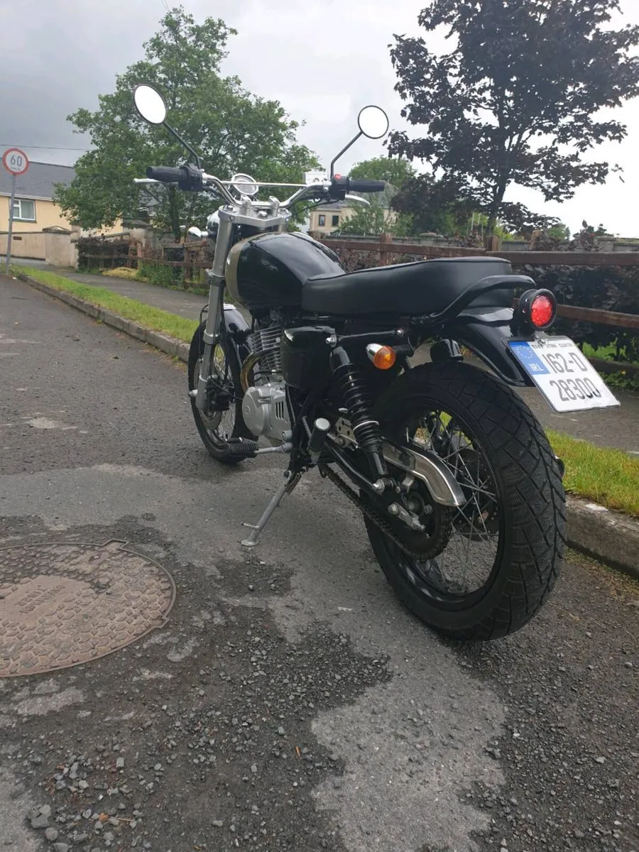 Hearld Cafe 250cc - Image 3