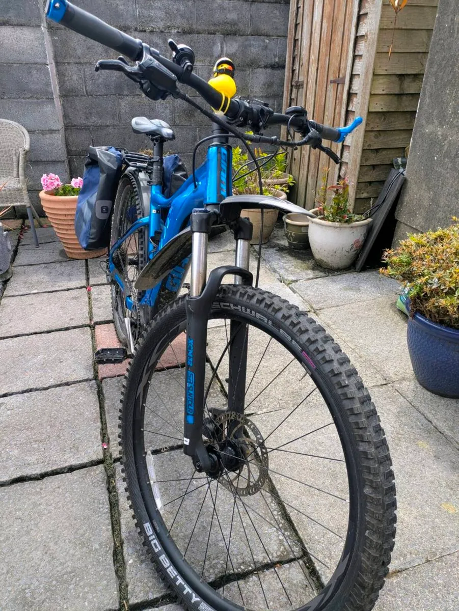 Giant Fathom E-Bike - Image 2
