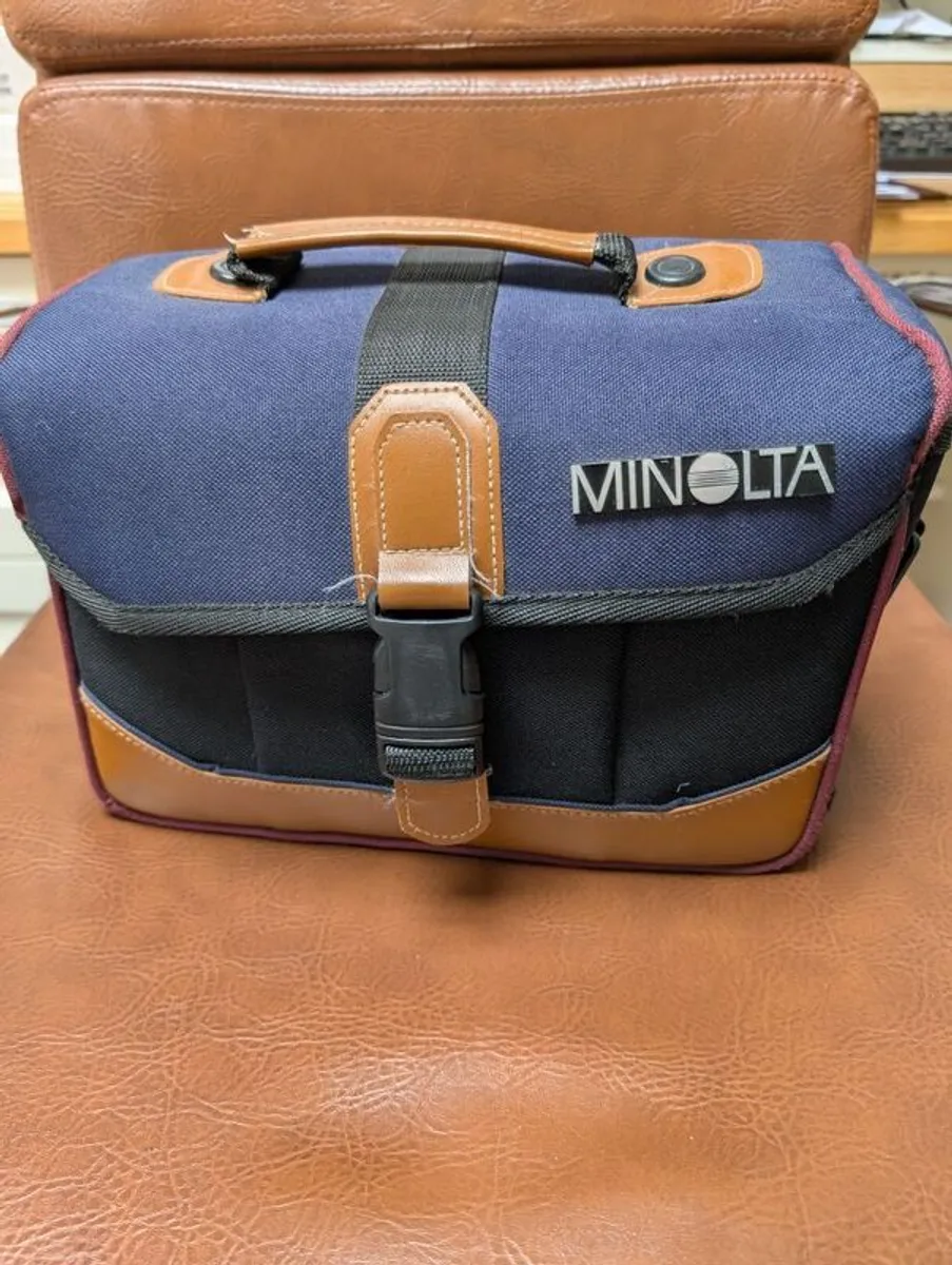 Selection of Camera bags under 20 euro - Image 2