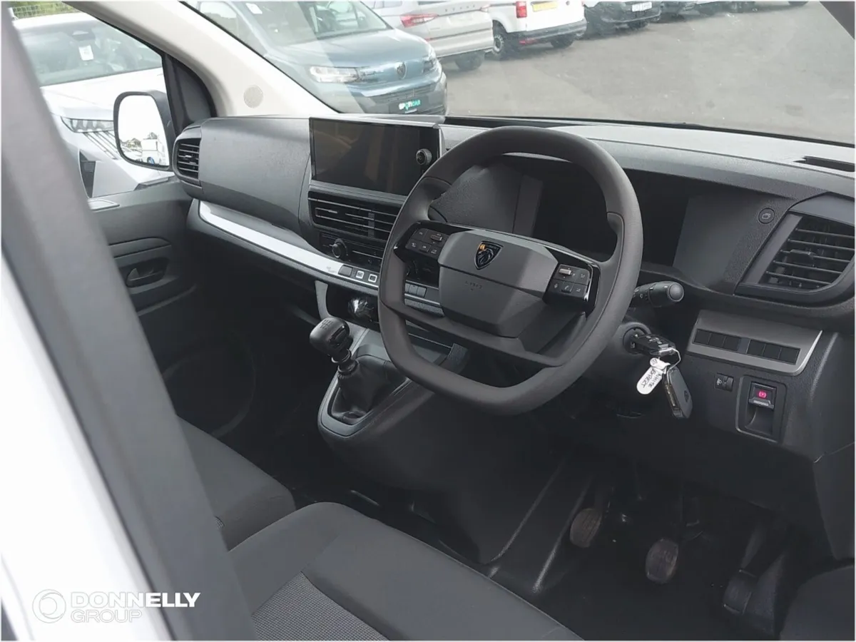 Peugeot Expert L1 Diesel Professional - Image 3
