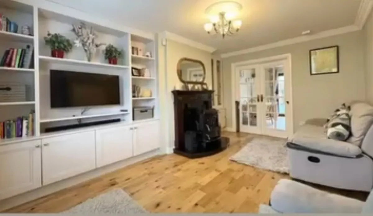 Cabinets - Image 2