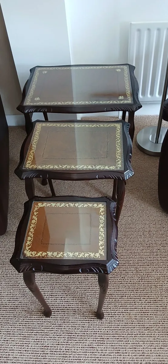 Vintage nest of tables - Image 3