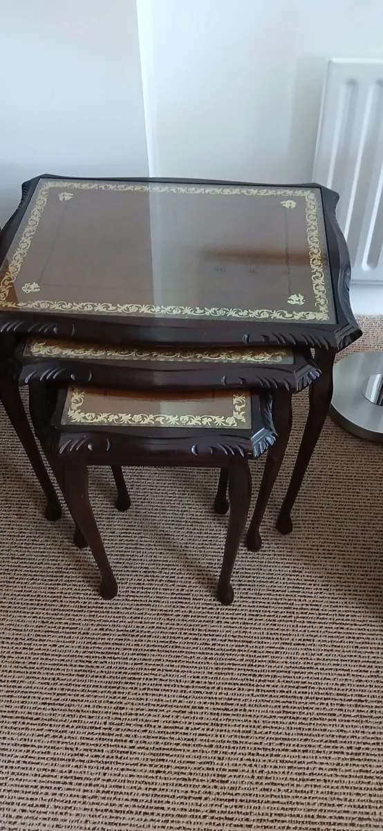 Vintage nest of tables - Image 4