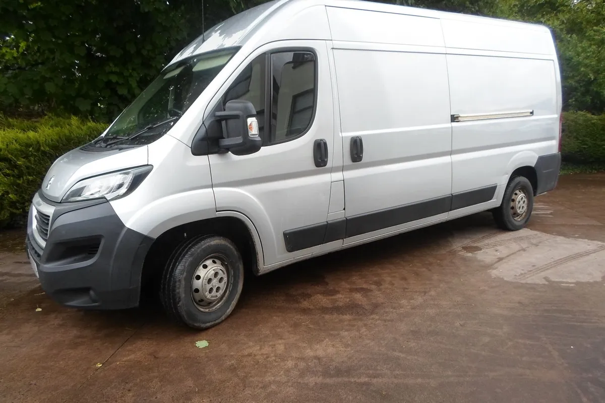 Peugeot Boxer 2018 - Image 1