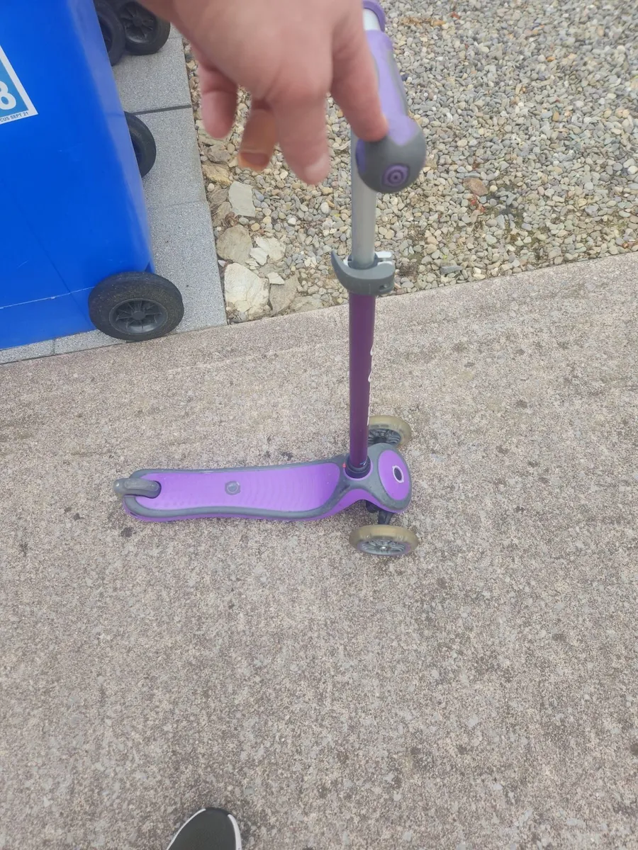Scooter - Image 1