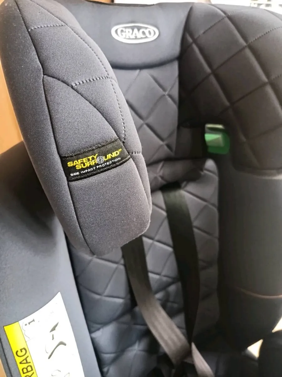 Car seat - Image 2