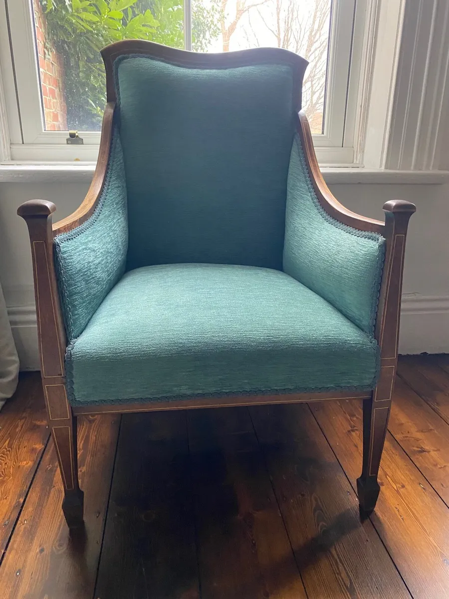 Restored Edwardian Sofa & 2 armchairs - Image 4