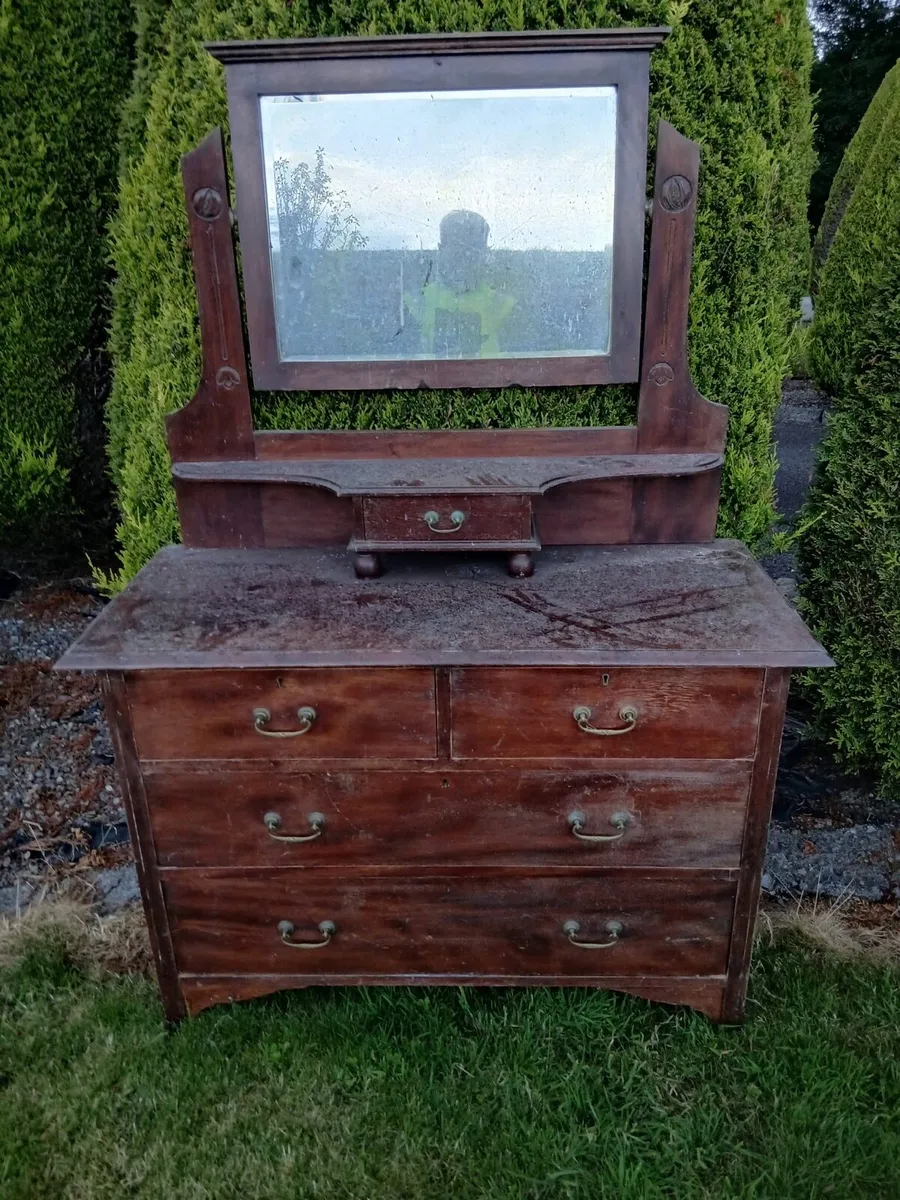 Furniture - Image 3