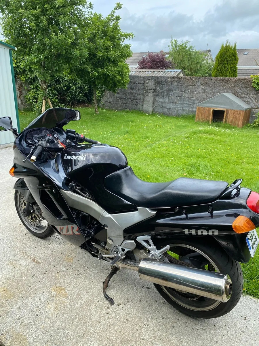 Kawasaki ZZR 1100 - Image 3