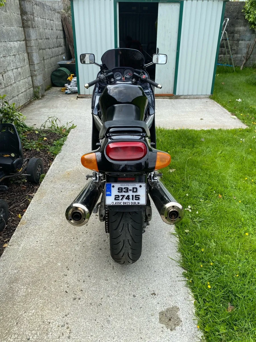 Kawasaki ZZR 1100 - Image 2