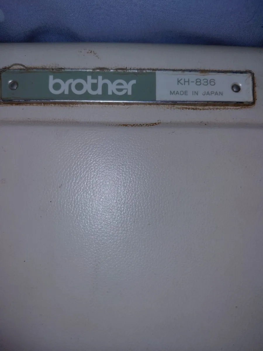 Brother Knitting machine - Image 3